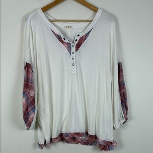 POL Women’s Small White Henley Shirt Oversized Red Plaid Patchwork Accents